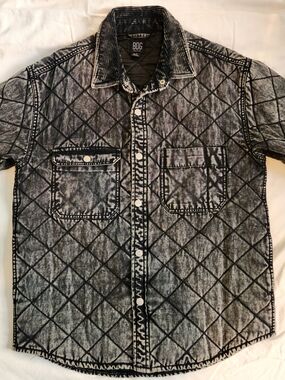 BDG Men's Small Quilted Button-Up Shacket in Washed Black